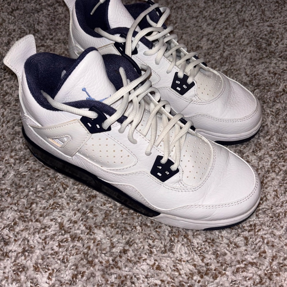 Air Jordan 4 retro (BG) white/legend blue size 6 youth